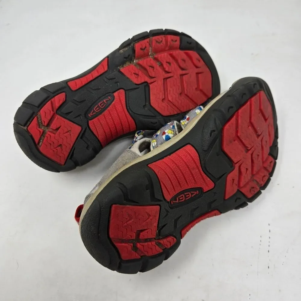 KEEN Newport H2 Sport Water Sandals Kids Size 13 Gray Beach Ball Washable Unisex